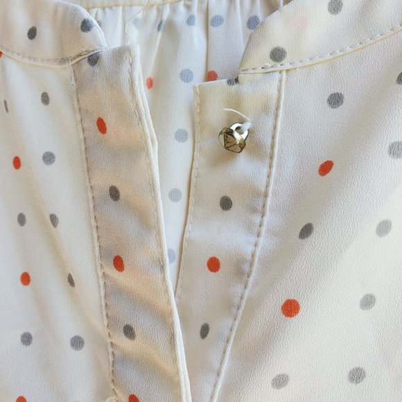 Merona Beige Polka Dot Blouse Size Medium - Picture 8 of 14